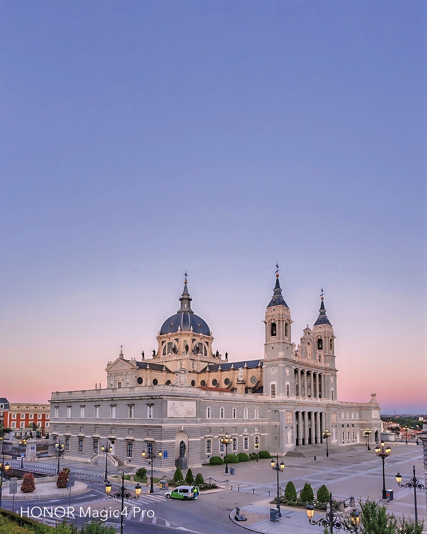 Madrid fotografisano HONOR Magic4 Pro telefonom