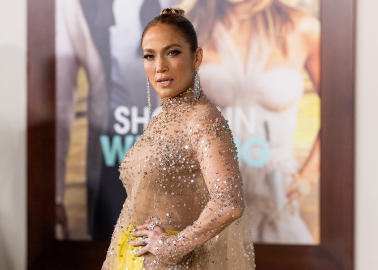Trend nokti Jennifer Lopez