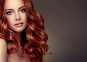 Razočarani ste bojom kose nakon farbanja: prlepa žena crvene kose