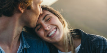 Koji je recept za uspešan brak: 5 stvari koje morate da znate; srećan par