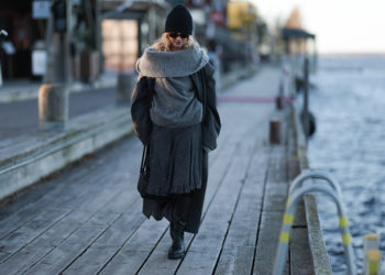 kako stilizovati džemper i suknju ove zime?