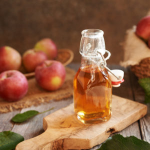 Kontrolišite šećer u krvi i mršavite;jabukovo sirće kontroliše šećer u krvi i pospešuje mršavljenje