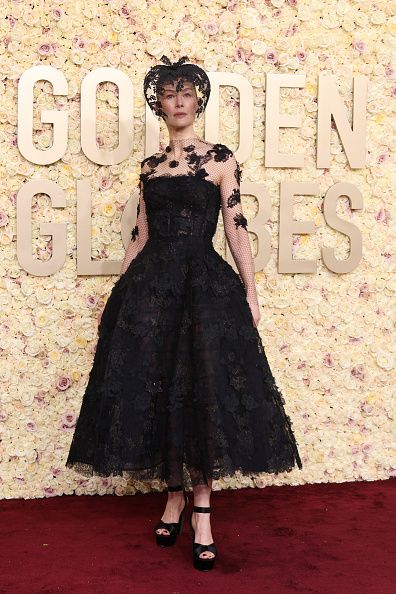 Rosamund Pike, najlepše haljine sa Zlatnog globusa 2024