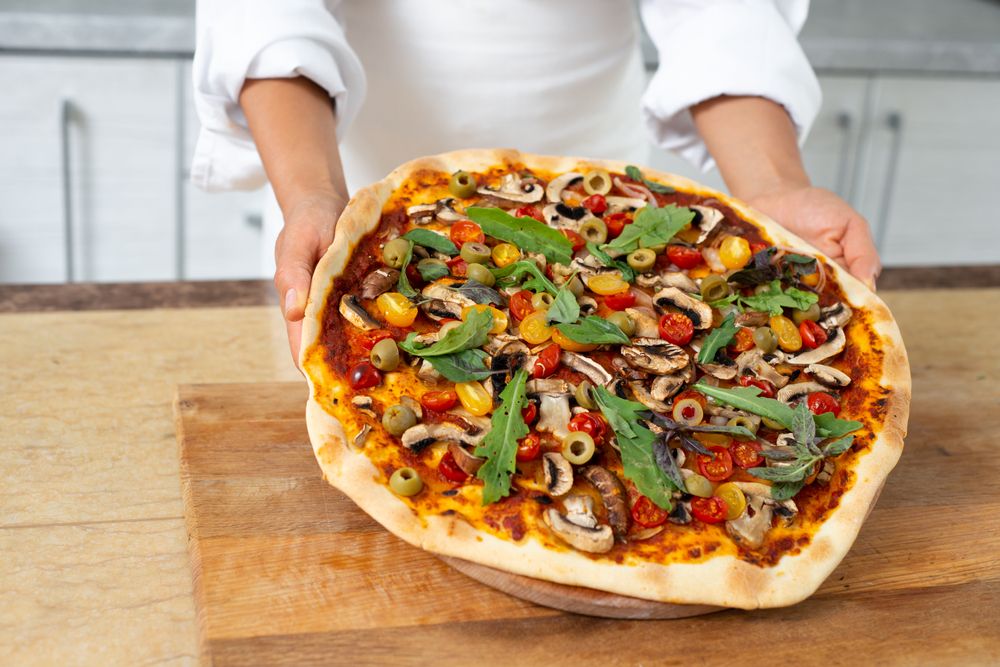 Posna pizza s povrćem, bez mesa i sira